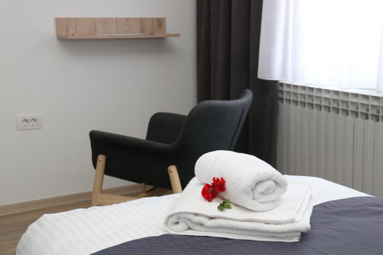 Apartman Relax Ðakovo Bagian luar foto