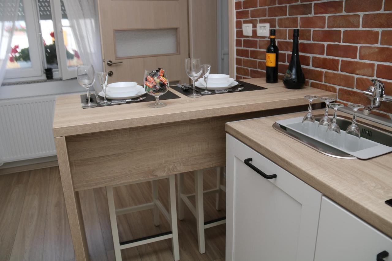 Apartman Relax Ðakovo Bagian luar foto