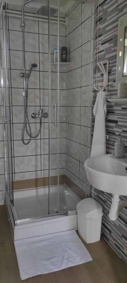 Apartman Relax Ðakovo Bagian luar foto